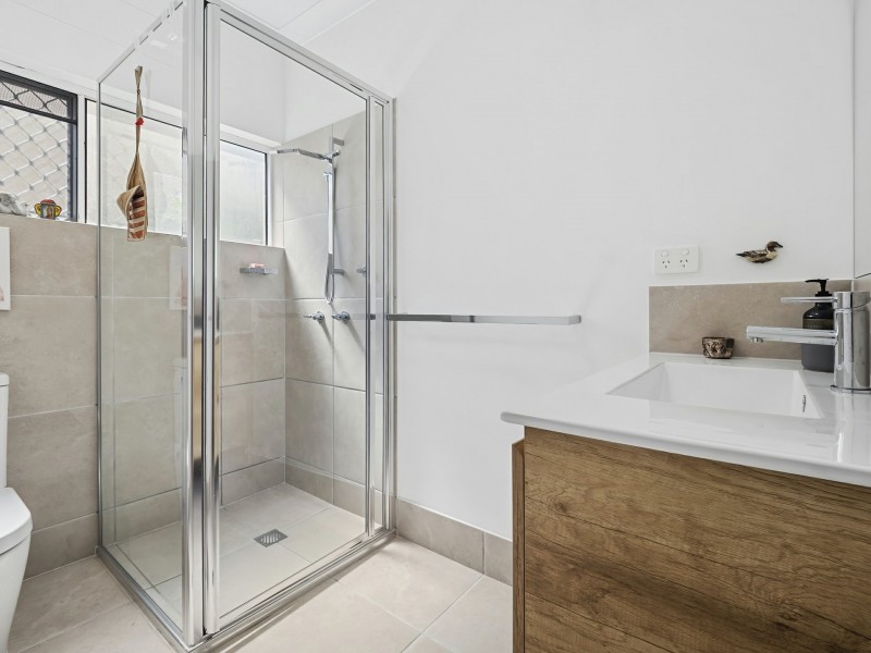 63/2-6 Lake Placid Road, Caravonica QLD 4878