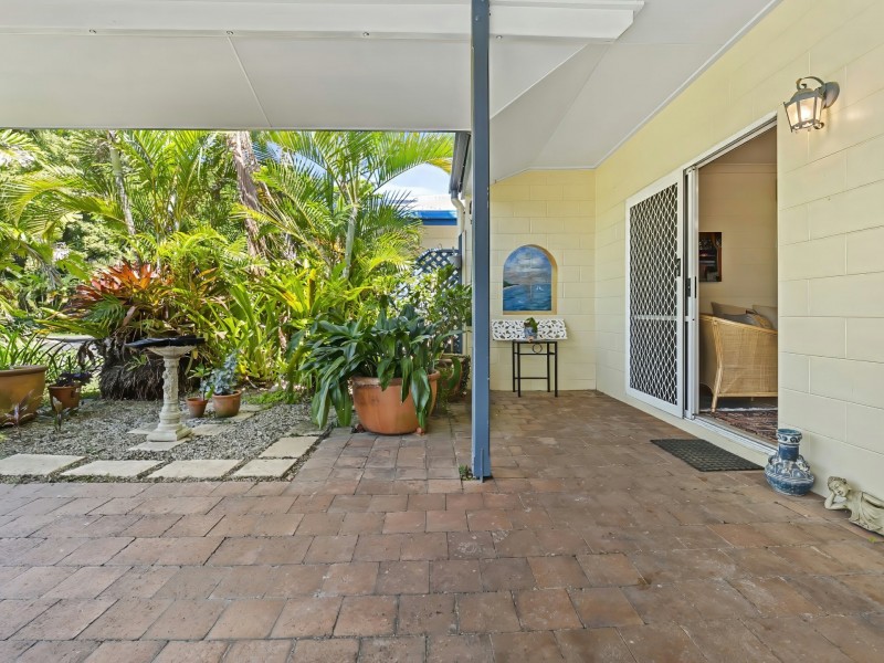 63/2-6 Lake Placid Road, Caravonica QLD 4878