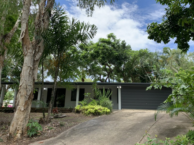 18 Endeavour Road, Clifton Beach QLD 4879