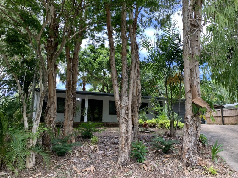 18 Endeavour Road, Clifton Beach QLD 4879