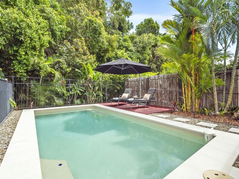 24 Muller Street, Palm Cove QLD 4879