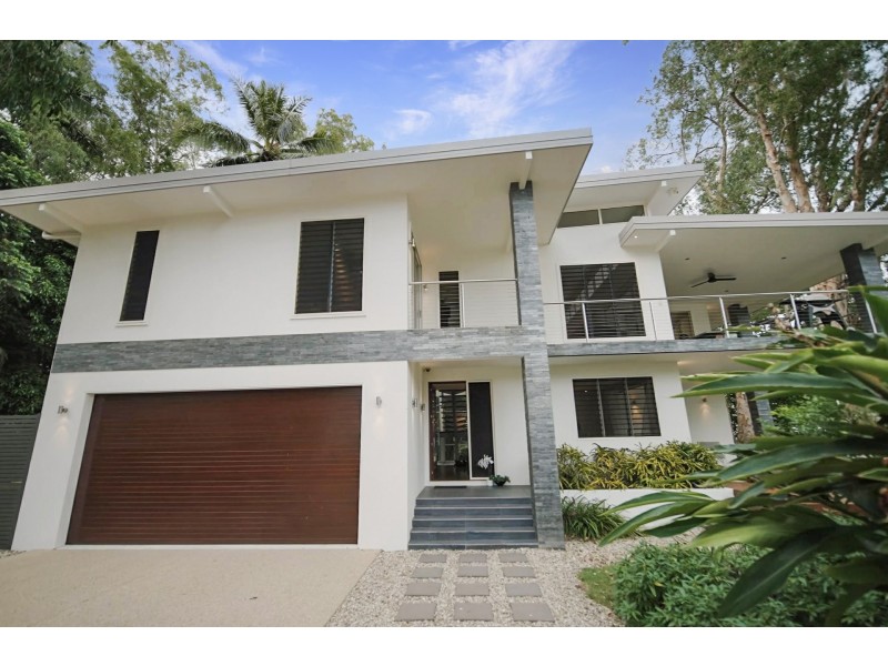 6/109 Upolu Esplanade, Palm Cove QLD 4879