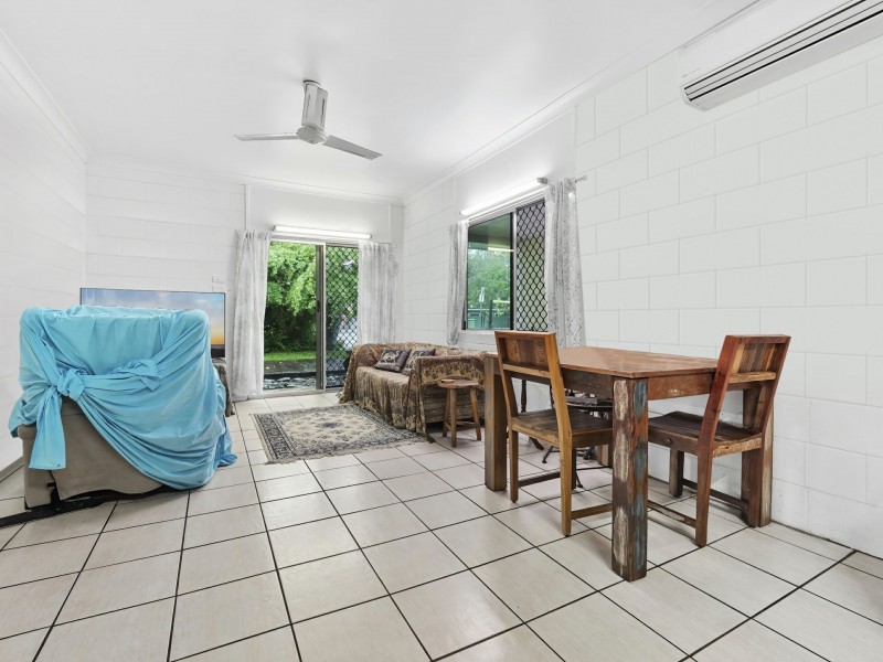 2/2 Carolyn Close, Yorkeys Knob QLD 4878