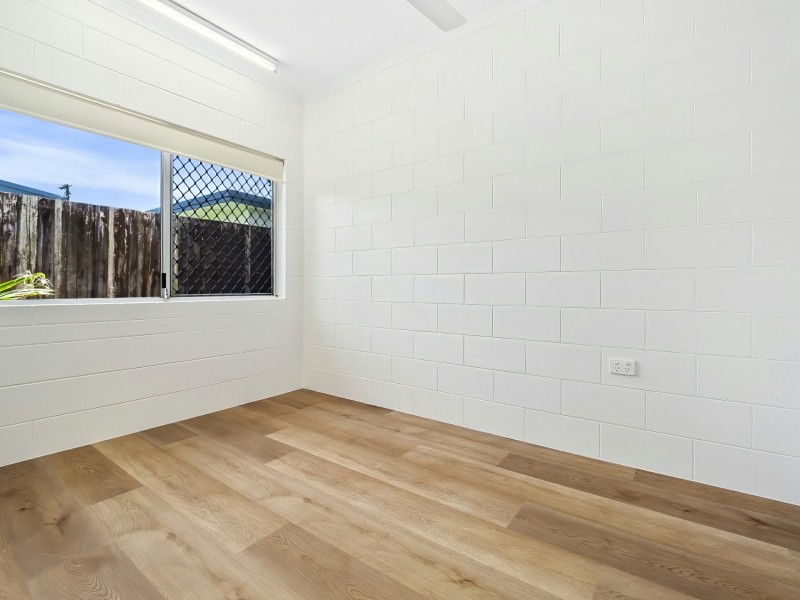 4/14 Palm Street, Holloways Beach QLD 4878