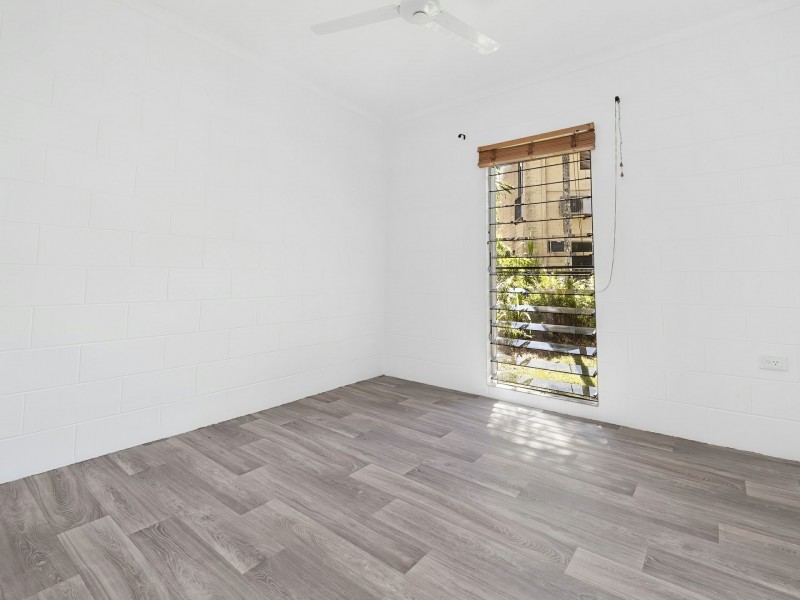 1 Derby Street, Yorkeys Knob QLD 4878