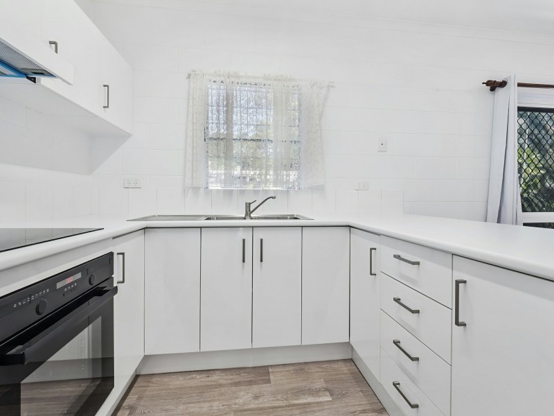 1 Derby Street, Yorkeys Knob QLD 4878