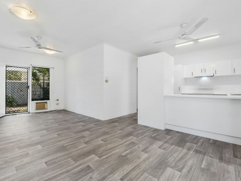 1 Derby Street, Yorkeys Knob QLD 4878