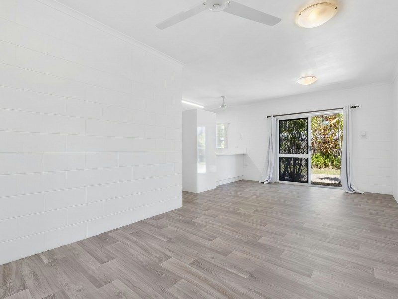 1 Derby Street, Yorkeys Knob QLD 4878