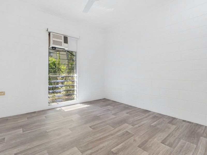 1 Derby Street, Yorkeys Knob QLD 4878