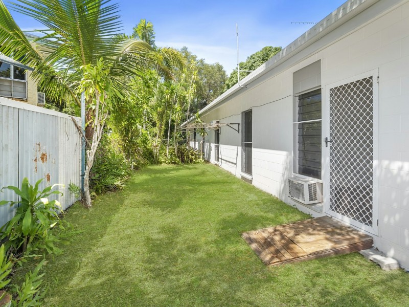 1 Derby Street, Yorkeys Knob QLD 4878