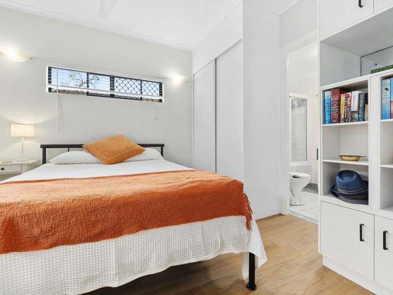 1/101-105 Wattle Street, Yorkeys Knob QLD 4878