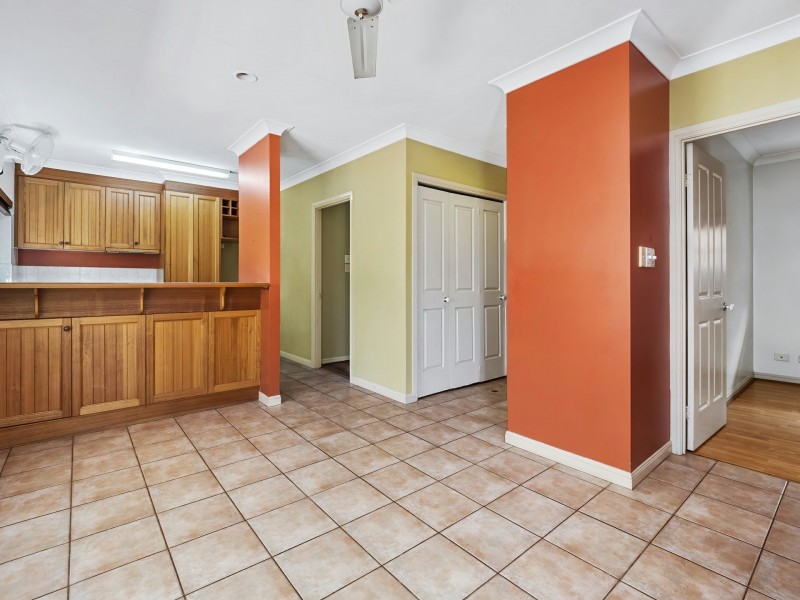 11 Feathertop Close, Smithfield QLD 4878