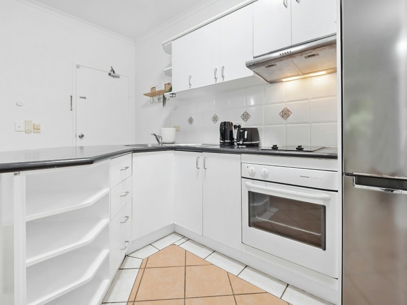 206/6 Triton Street, Palm Cove QLD 4879