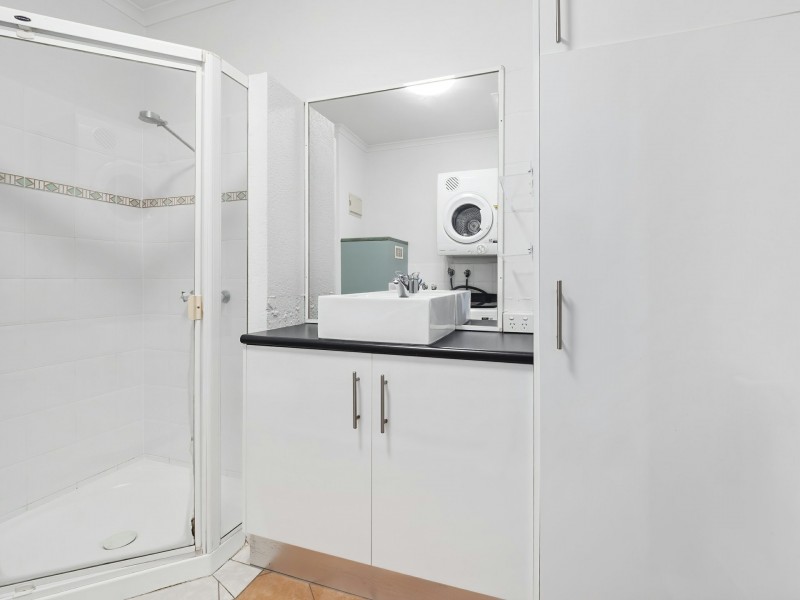 206/6 Triton Street, Palm Cove QLD 4879