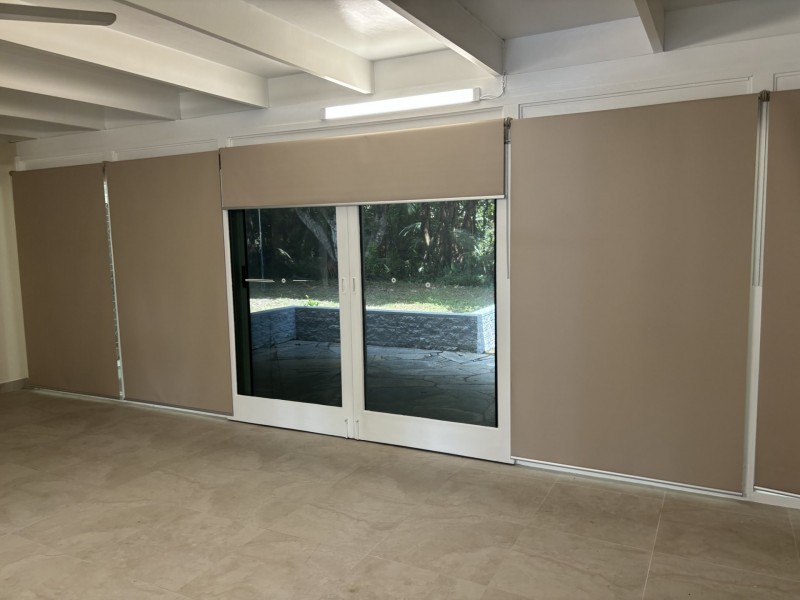 21-23 Oak St, Holloways Beach QLD 4878