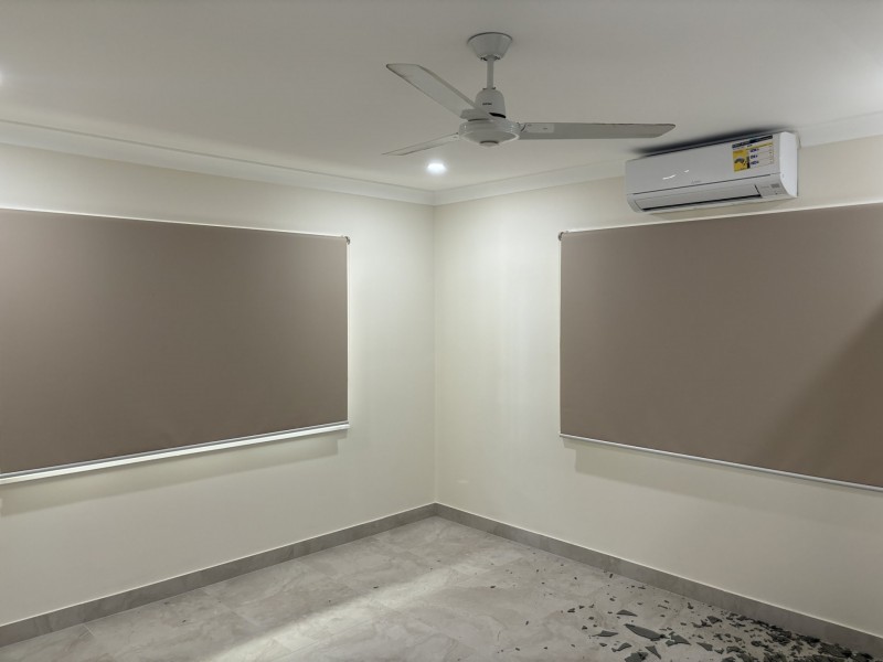 21-23 Oak St, Holloways Beach QLD 4878