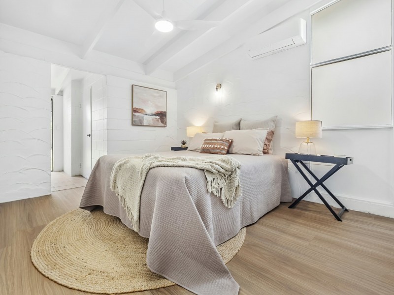 20 Carolyn Close, Yorkeys Knob QLD 4878