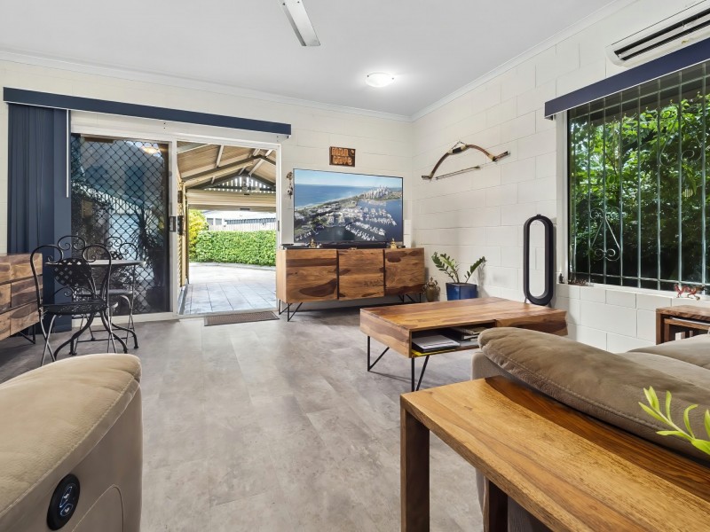 9/3-5 Tenni Street, Redlynch QLD 4870