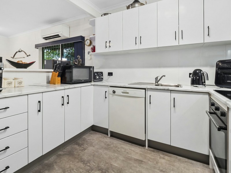 9/3-5 Tenni Street, Redlynch QLD 4870