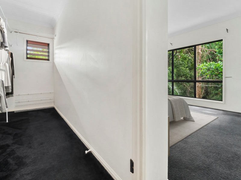 14 Barrier Close, Clifton Beach QLD 4879