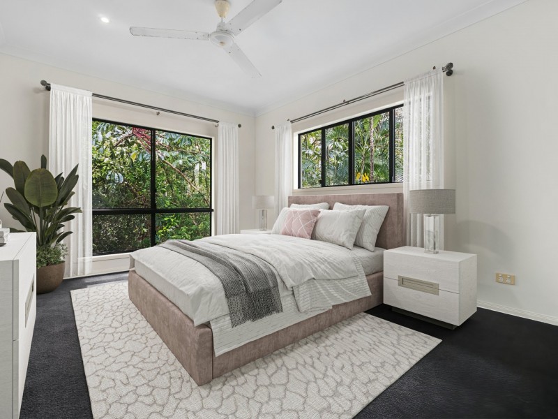 14 Barrier Close, Clifton Beach QLD 4879