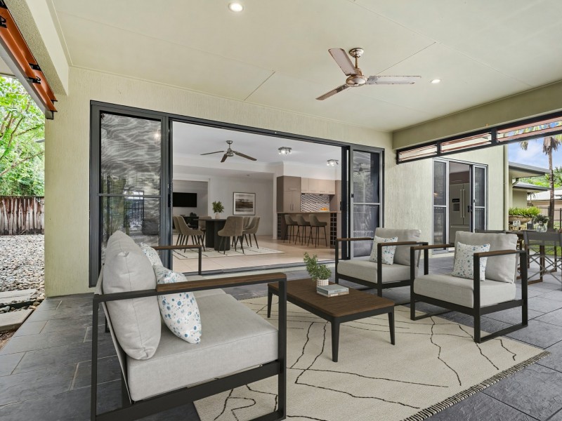 14 Barrier Close, Clifton Beach QLD 4879