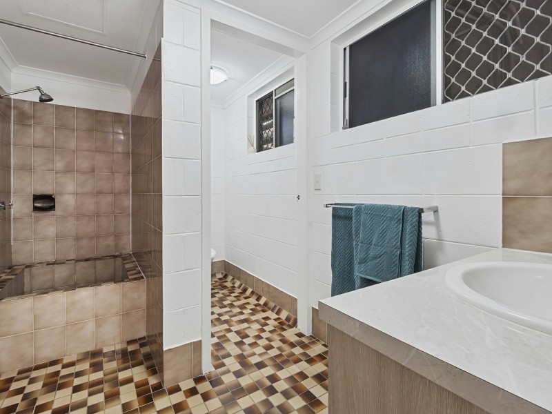 5/81-87 Guide Street, Clifton Beach QLD 4879