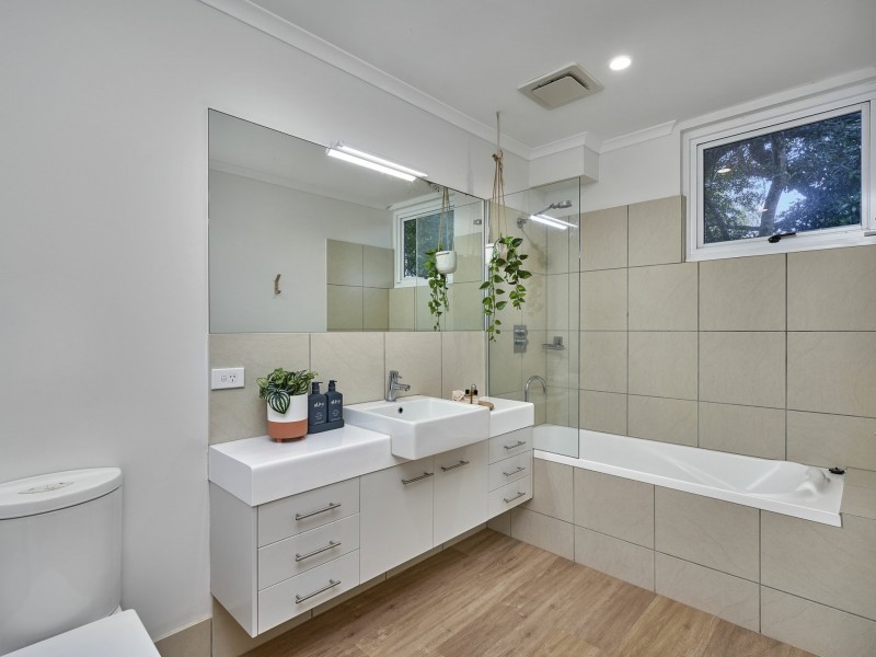 15 Dowsett Close, Yorkeys Knob QLD 4878
