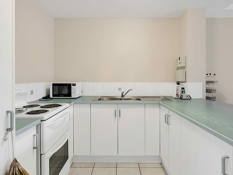 4/38 Springfield Crescent, Manoora QLD 4870