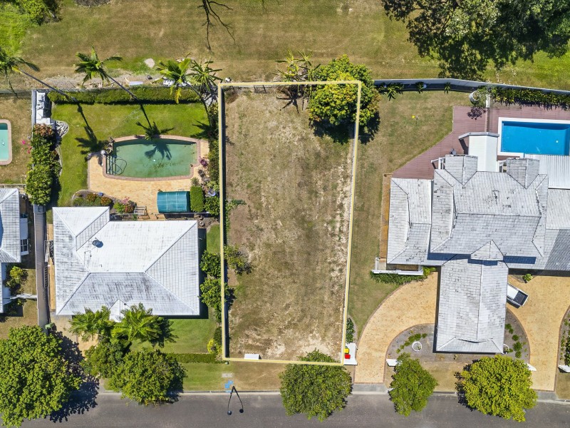 37 Parkinson Avenue, Kewarra Beach QLD 4879
