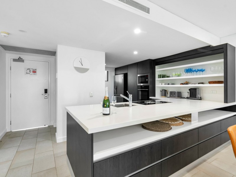 418/5 Triton Street, Palm Cove QLD 4879