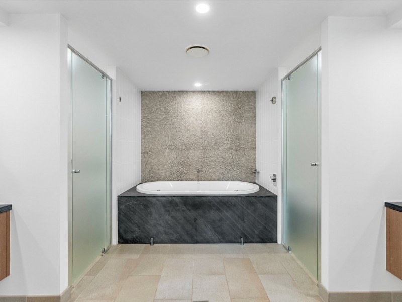 418/5 Triton Street, Palm Cove QLD 4879