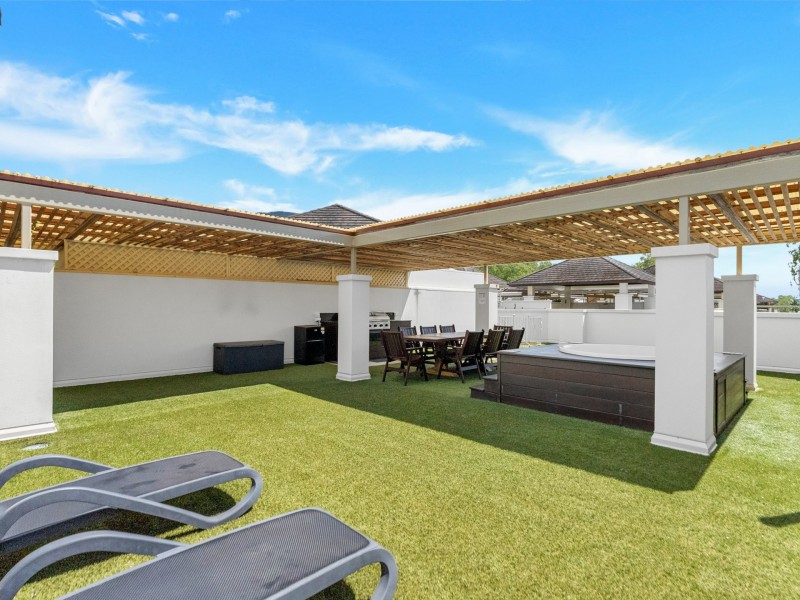 418/5 Triton Street, Palm Cove QLD 4879