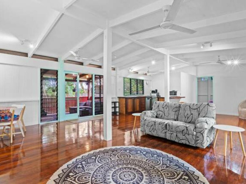 3 LEGRET CLOSE, Clifton Beach QLD 4879