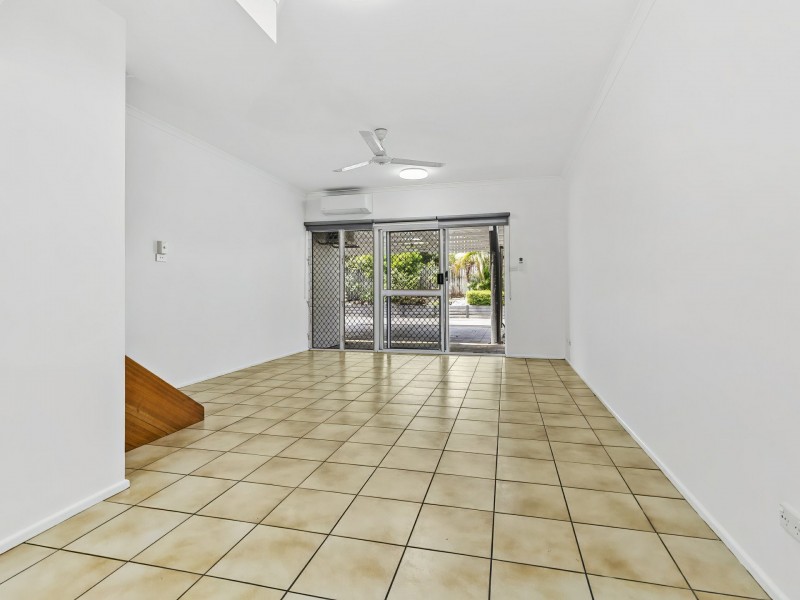 7/33-35 Fairweather Street, Yorkeys Knob QLD 4878