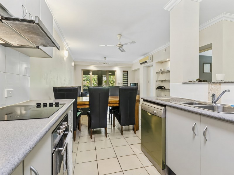 2510/22-26 Clifton Road, Clifton Beach QLD 4879