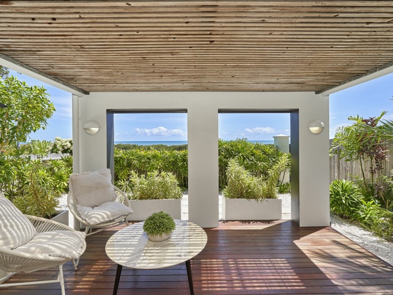 11/5-7 Arlington Esplanade, Clifton Beach QLD 4879