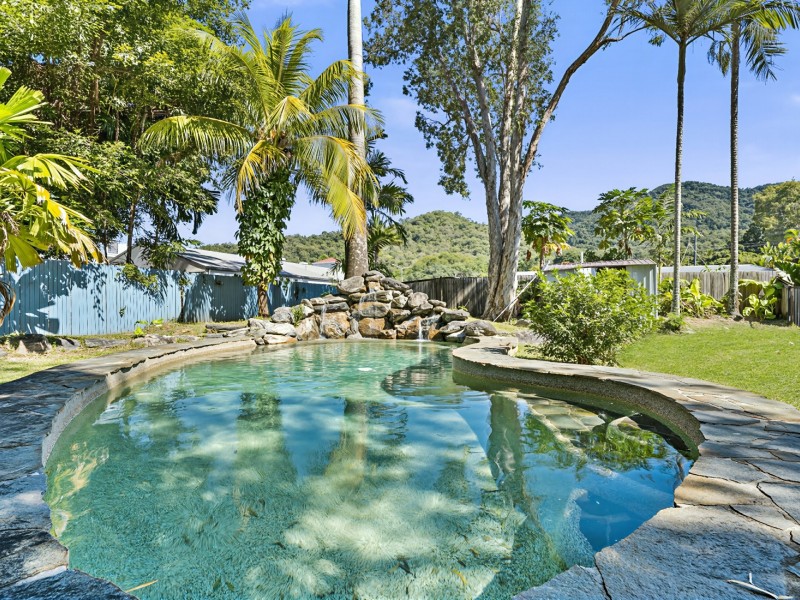 51 Endeavour Road, Clifton Beach QLD 4879