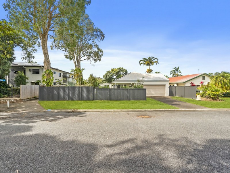 62 Cunningham Street, Yorkeys Knob QLD 4878