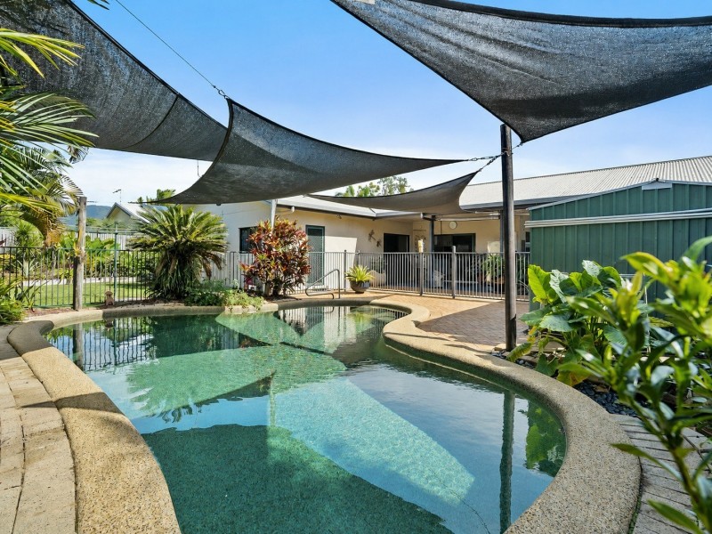 25 Maurice Street, Kewarra Beach QLD 4879