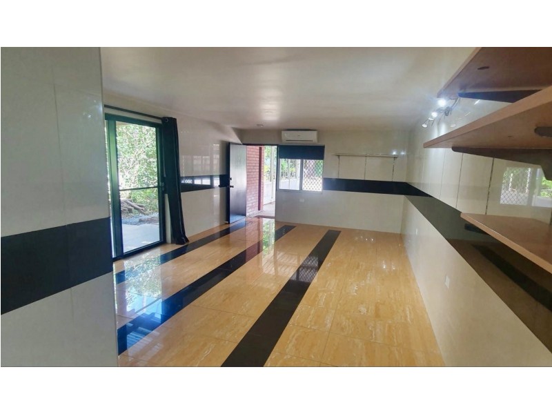 10A MAYERS STREET, Manunda QLD 4870
