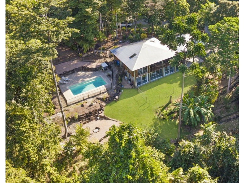 19-21 Chatham Terrace, Smithfield QLD 4878
