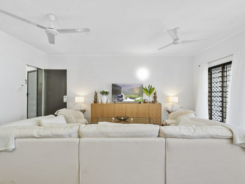 6/17 Rutherford Street, Yorkeys Knob QLD 4878