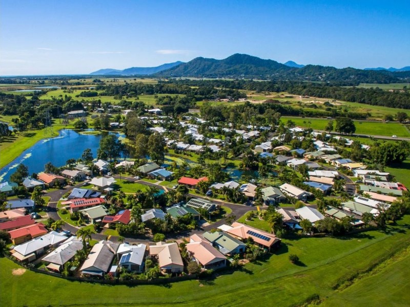 125/2-6 Lake Placid Road, Caravonica QLD 4878