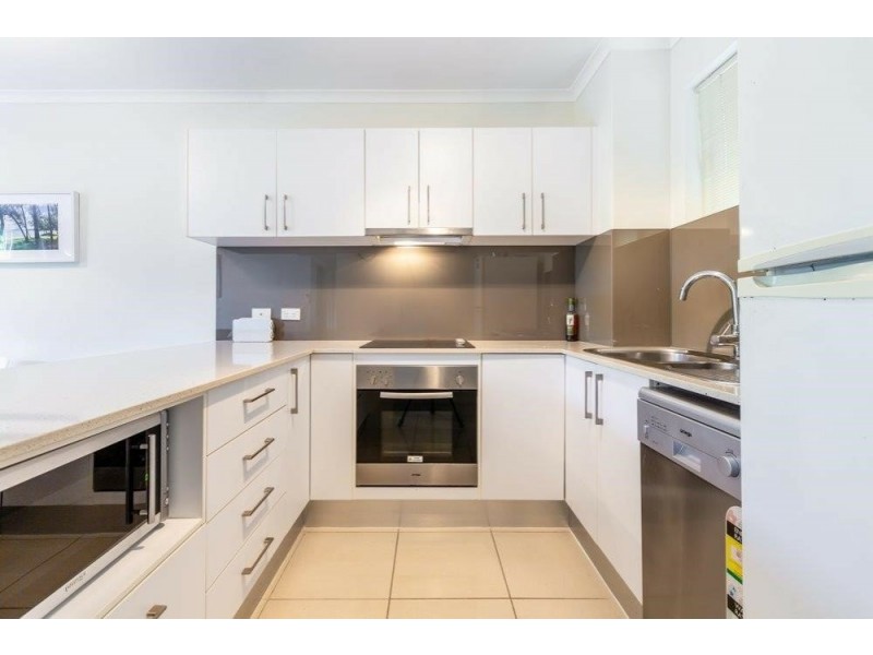 126/305 Coral Coast Drive, Palm Cove QLD 4879