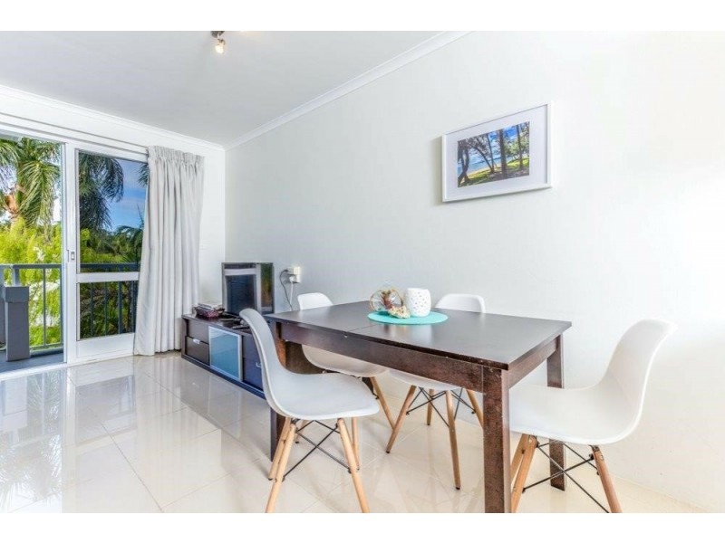 126/305 Coral Coast Drive, Palm Cove QLD 4879