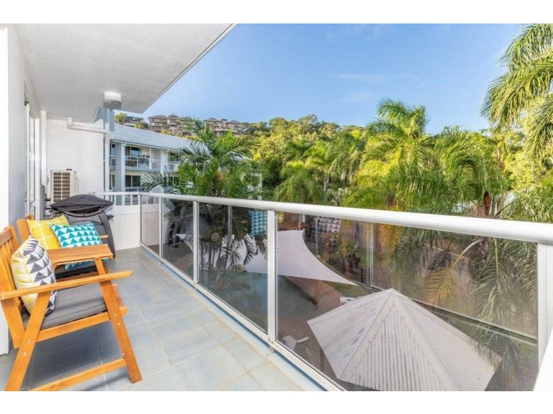 126/305 Coral Coast Drive, Palm Cove QLD 4879