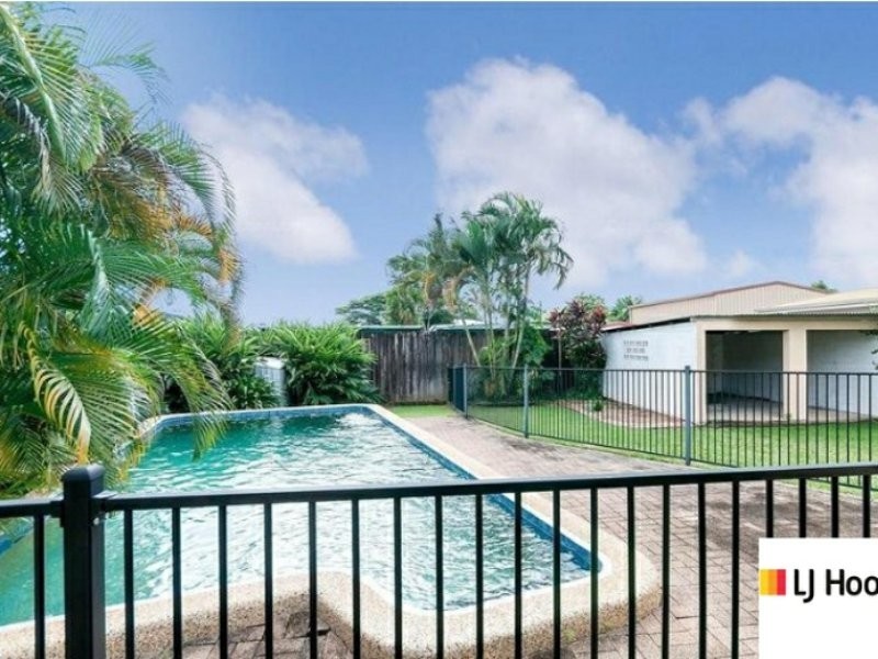 5 Maina Street, Woree QLD 4868