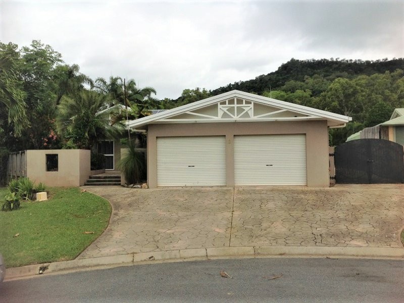 2 Isaac Smith Close, Kewarra Beach QLD 4879