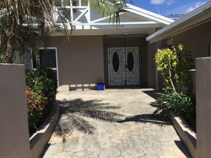 2 Isaac Smith Close, Kewarra Beach QLD 4879